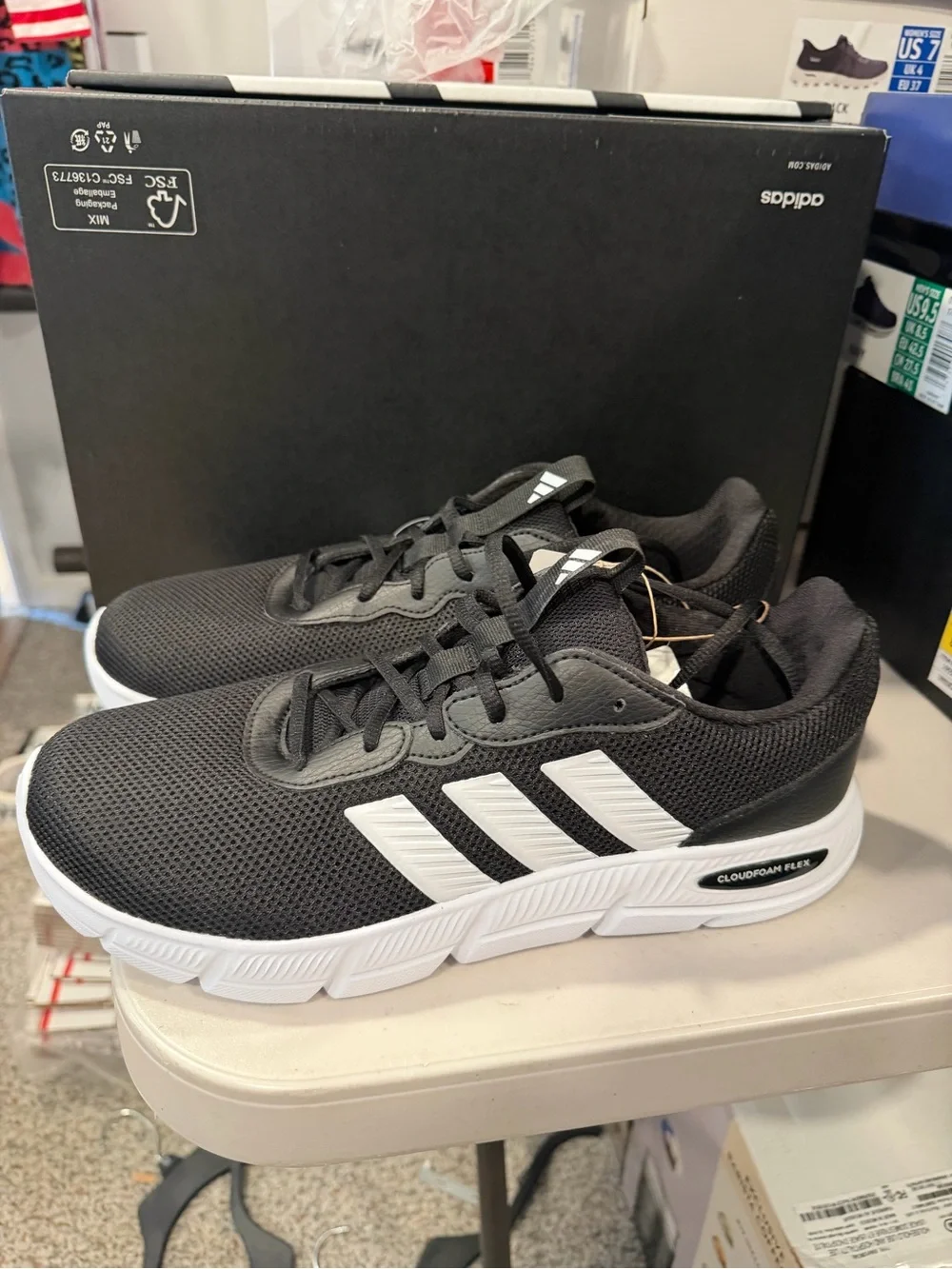 Adidas Men’s Cloudfoam Flex Laces Athletic Sneakers Black White Size 10.5 M US